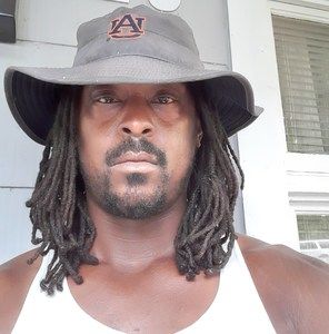 Meet your Posher, Dion